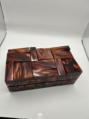 Cult Gaia Galleria Acrylic Frame Clutch